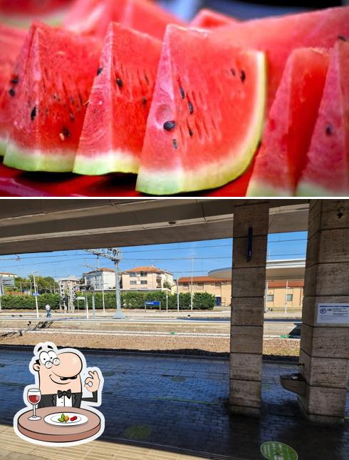 Platti al Il Chiosco dell' Anguria e Frutta Esotica