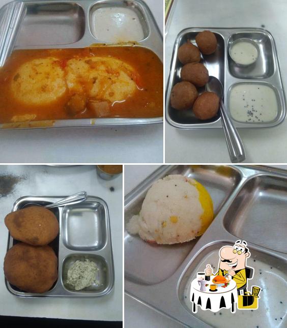 Food at Special Anand Bhuvan
