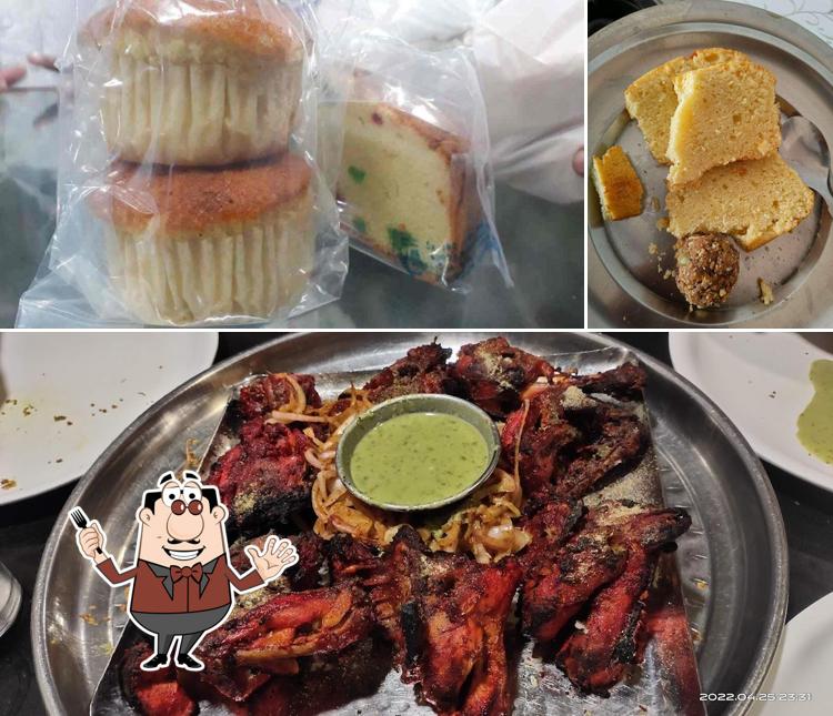 Tandoori chicken at Kayani Bakery