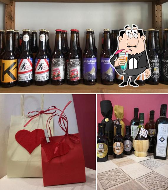 La foto di bevanda e cibo da La Cantina di Chiara