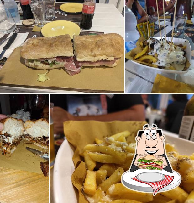 Club sandwich al Momò Burger & Bistrot