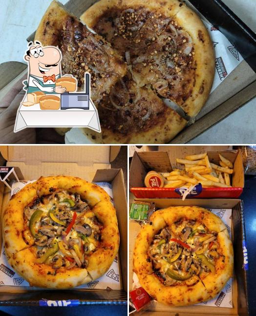 Garlic bread at American Pie - Butter Crust Pizza