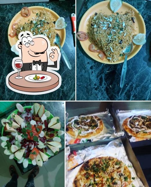 Food at Maa Vindwasini Hotel And Family Restaurant