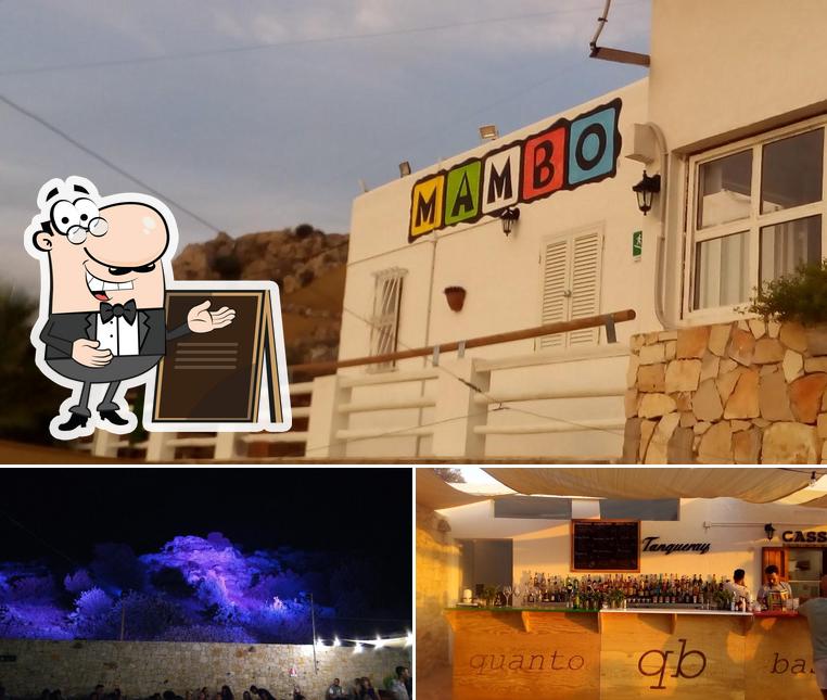 Guarda la immagine che raffigura la esterno e bancone da bar di Mambo Italiano