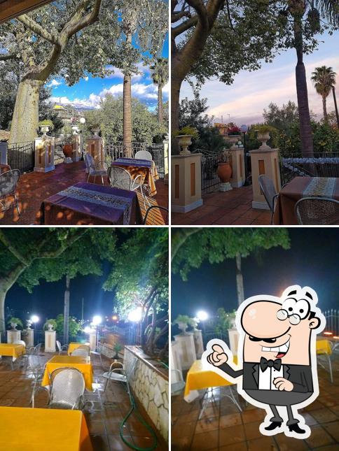 Gli interni di Angle Bar