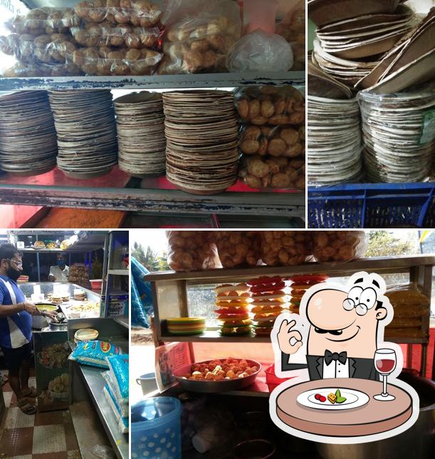 Food at Pavani Chats