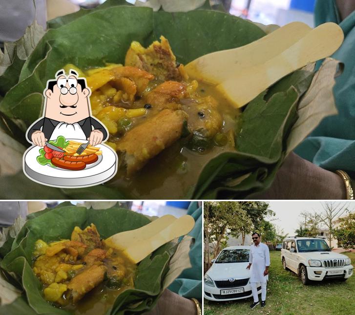 Among various things one can find food and exterior at Thakur Raghuveer Singh Kachori Vaale
