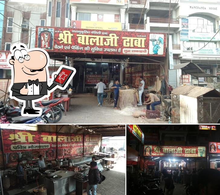 Check out how Shri Bala Ji Dhaba looks outside