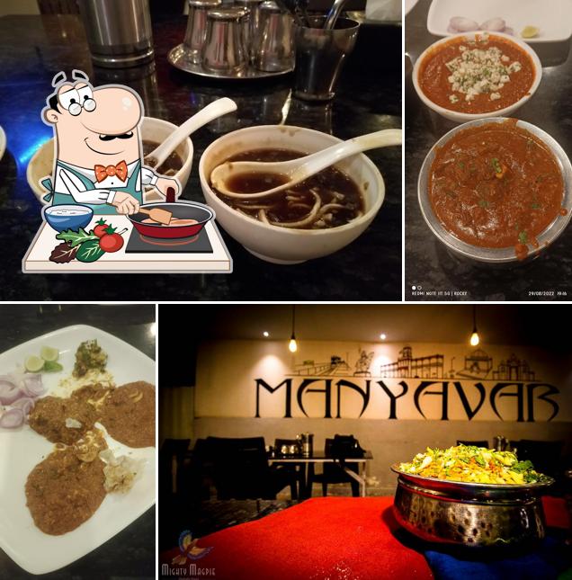 Chicken curry at Hotel Manyavar Pure Veg Family Garden & Restaurant