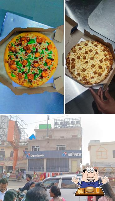 The picture of food and exterior at Domino’s Pizza Dant Dhawan Kund, Ayodhya