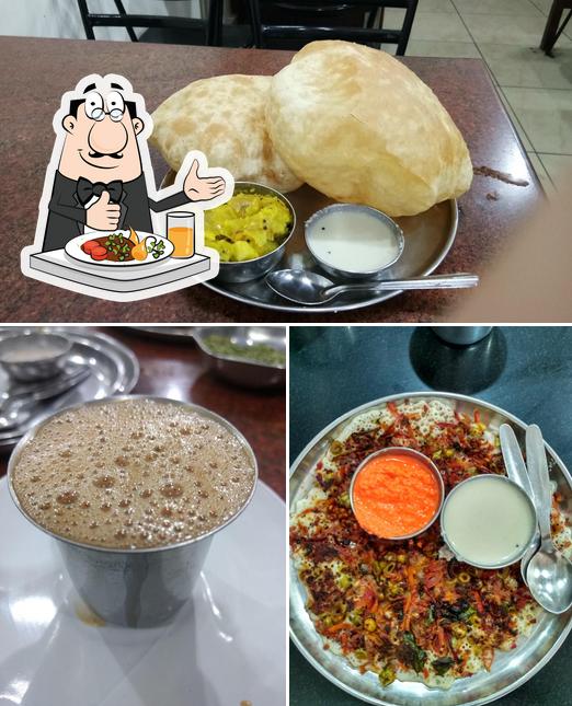 This is the picture displaying food and beverage at Shri Hariprasad