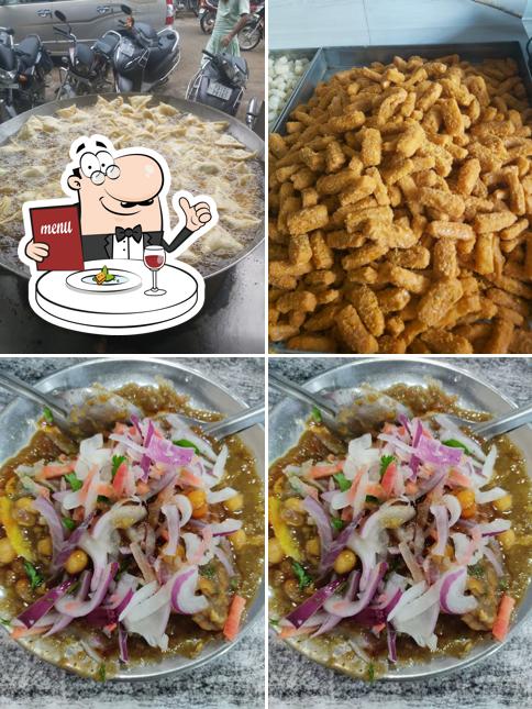Meals at Shoki Samosa Wala
