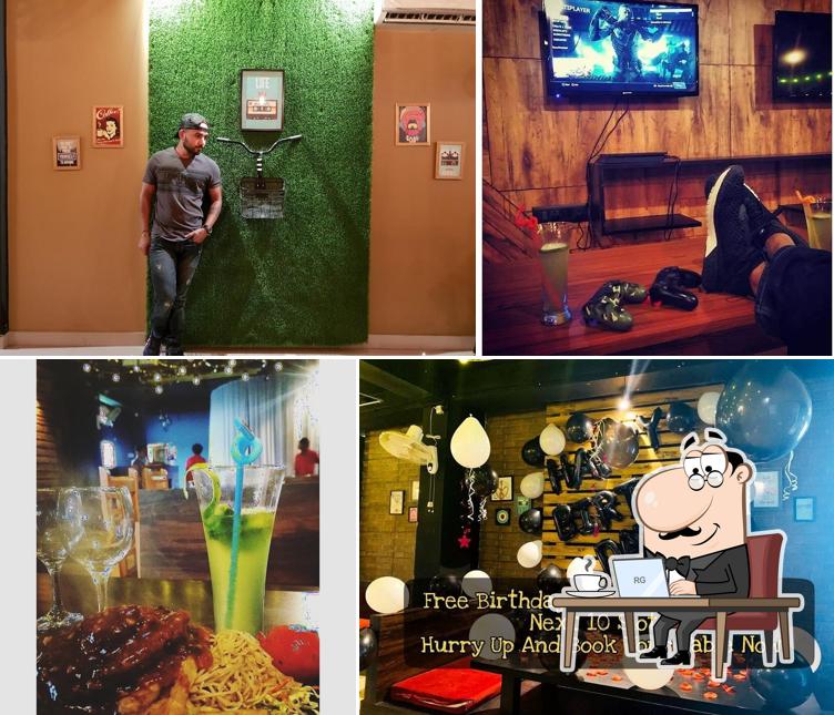 Check out how URBAN Peeend- D' Sport's Lounge looks inside