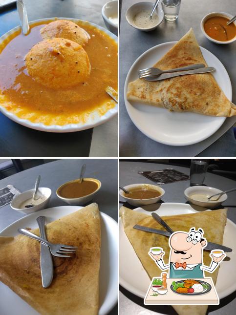 Meals at Indian Coffee House Jawaher Kala Kendra Jaipur