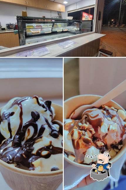 Among various things one can find food and interior at NAMMA TIRUPATI CREAM HUT
