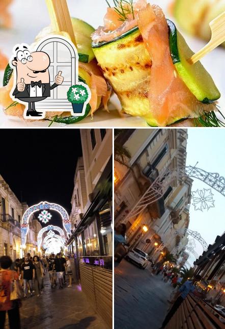La immagine di esterno e cibo da Caffè Duomo NūFloor