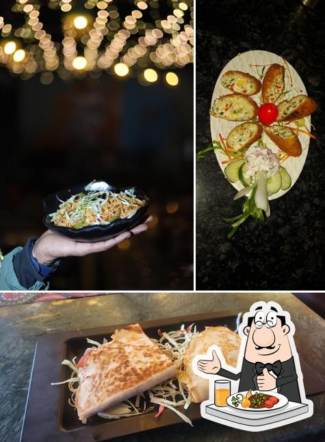 Food at THEE HEAVEN CAFE & RESTRO