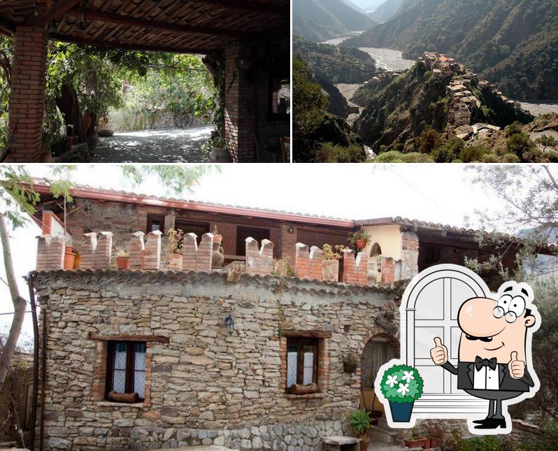 Gli esterni di Agriturismo LE GROTTE di Caridi Carmela Fortunata