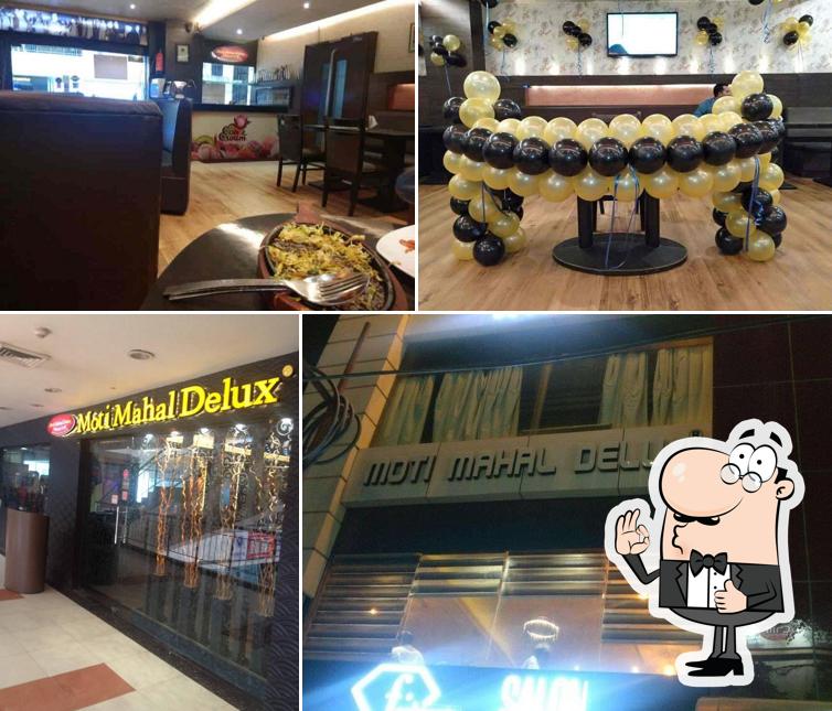 Look at this pic of Moti Mahal