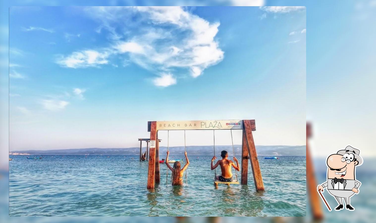 Sonnenschirm und Liegestühle günstig