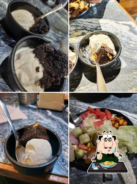 Brownies at William John's Pizza, Kalol