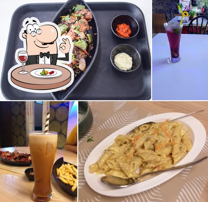Food at Yuni Restaurant Cum Cafe
