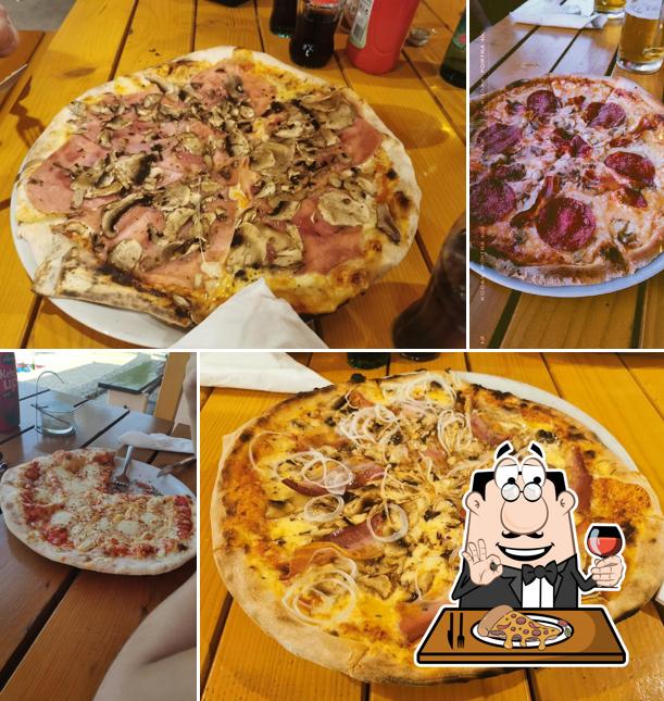 Prenditi tra le molte varianti di pizza