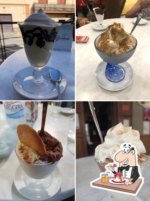 Non scordarti di ordinare un dessert a Caffetteria Rovitti Non scordarti di ordinare un dessert a Caffetteria Rovitti