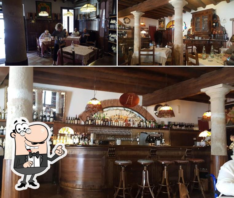 Siediti a un tavolo di Osteria del Mare La Scala