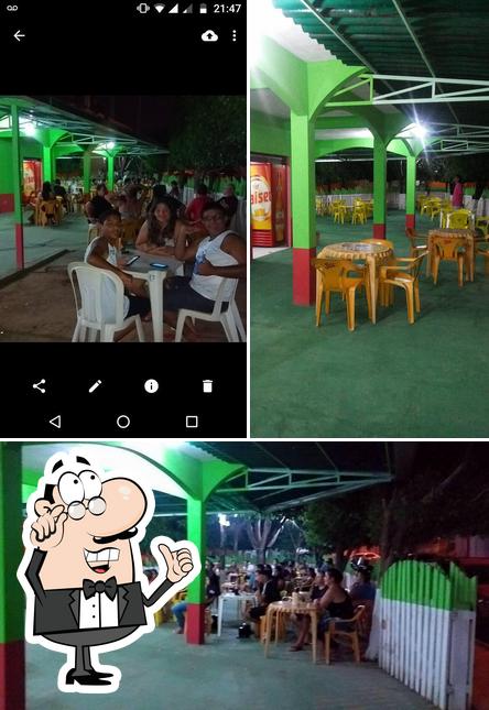 O interior do Bar Lazer dos Amigos