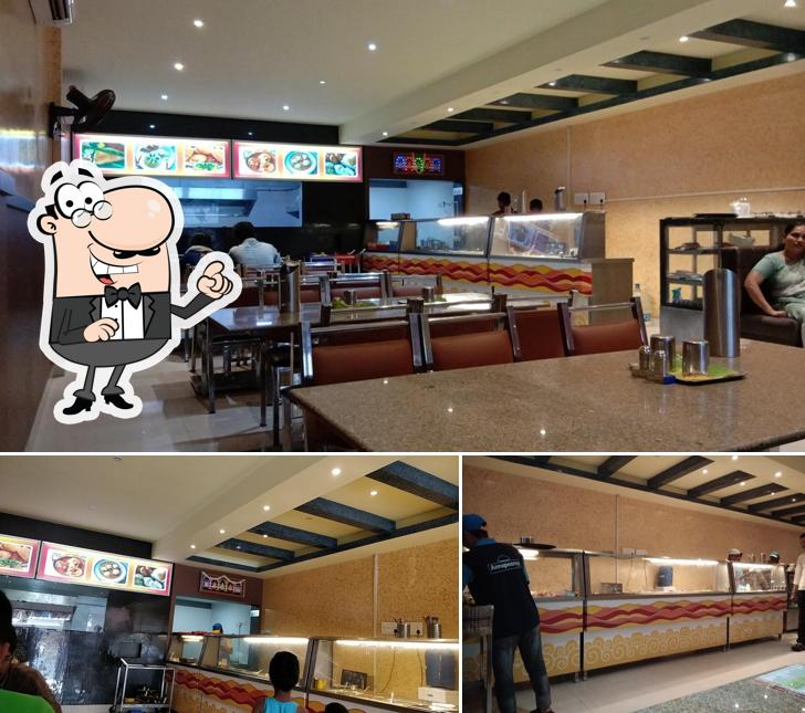 The interior of Chennai Annapoorna Restaurant