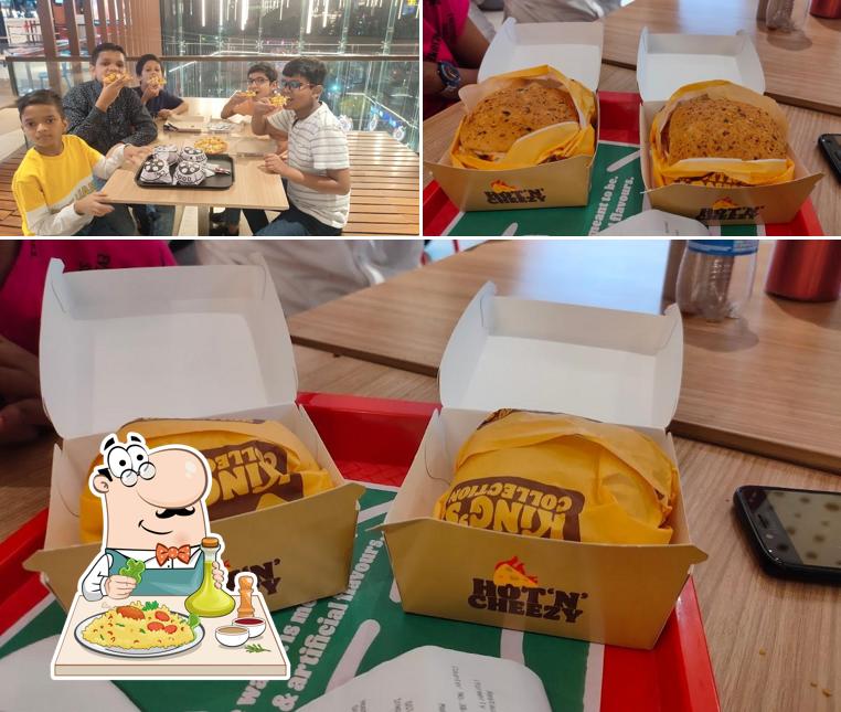 Food at Tapadia City centre food court