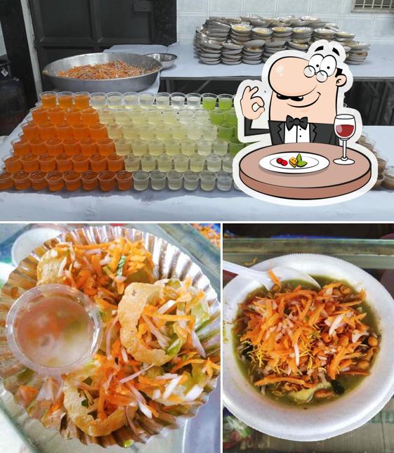 Food at Chintu Chit Chat Center