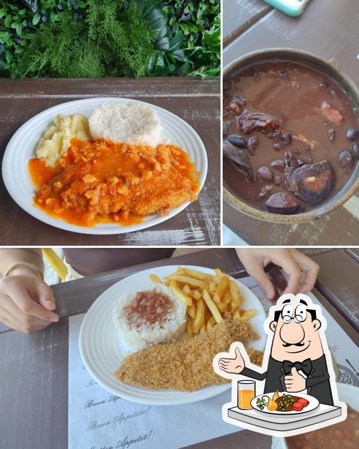 Platos en Maria Caju