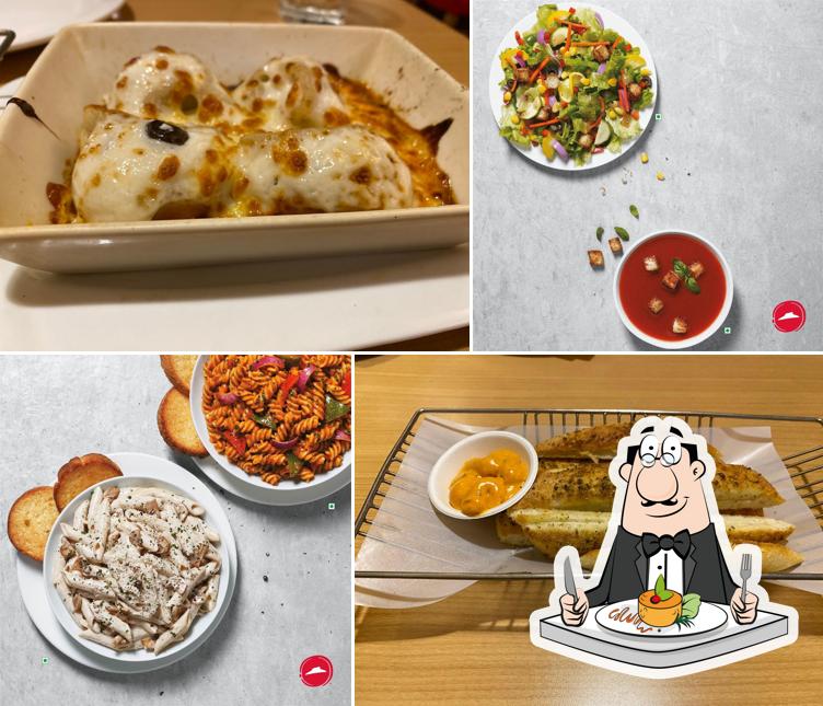 Meals at Pizza Hut Nucleus Mall Circular Road, Ranchi