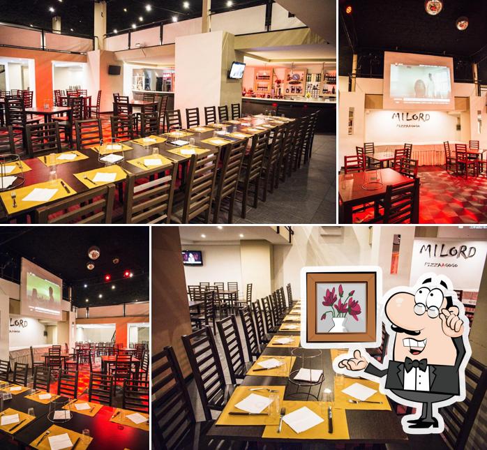 Siediti a un tavolo di Milord Pizzaagogo
