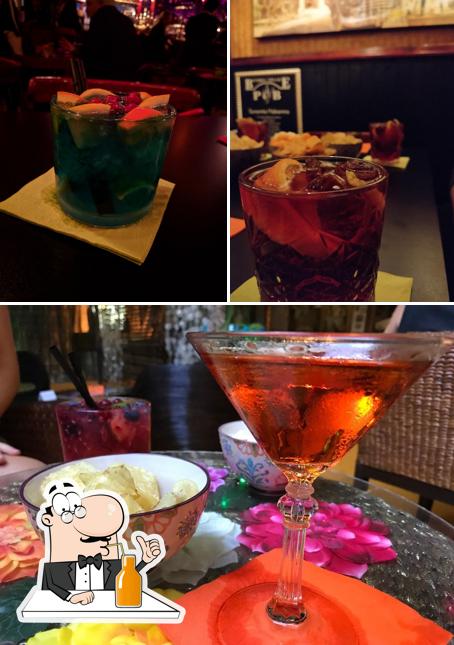 Goditi qualcosa da bere a Casa Del Ron