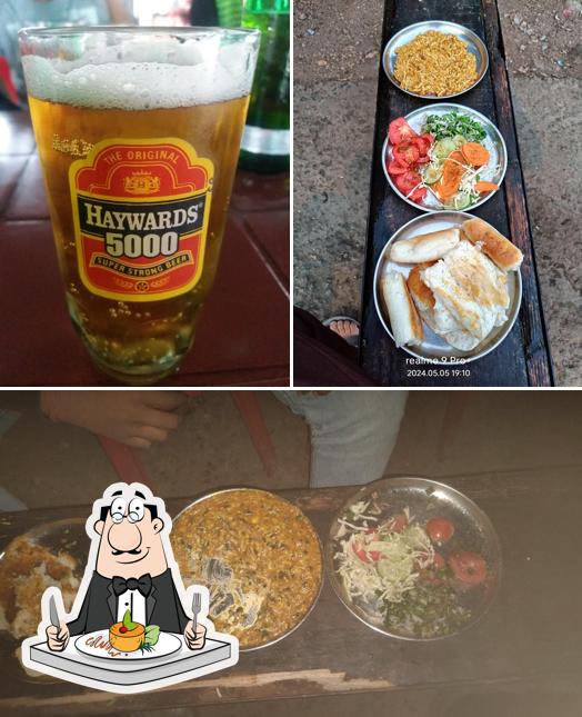 Among different things one can find food and beer at Pandit egg station