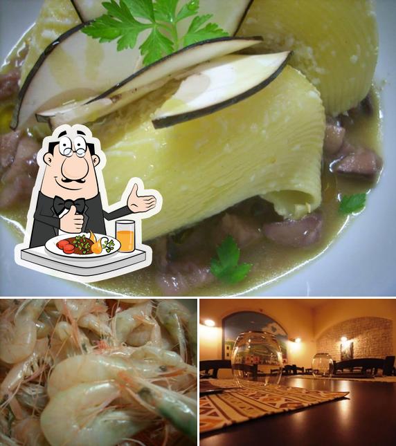 La cibo e esterno del ristorante