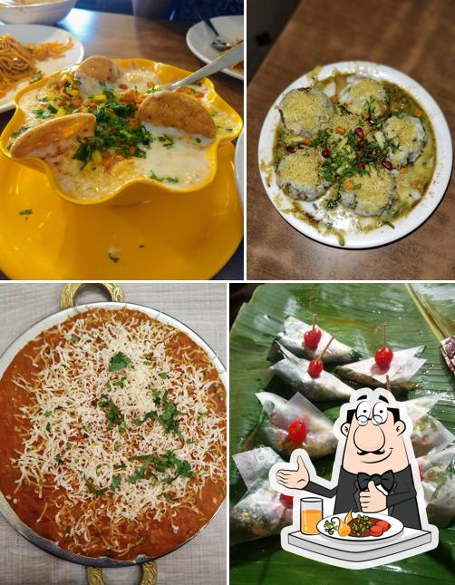 Meals at DP's Fast Food Center Matunga BUY 1 GET 1 FREE Offers