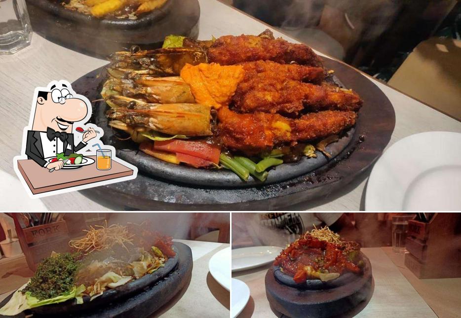 Food at Fountain Sizzlers