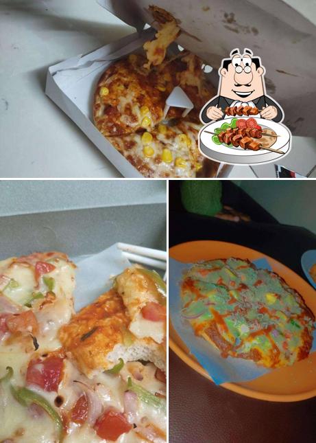 Food at Dosti pizza and cafe