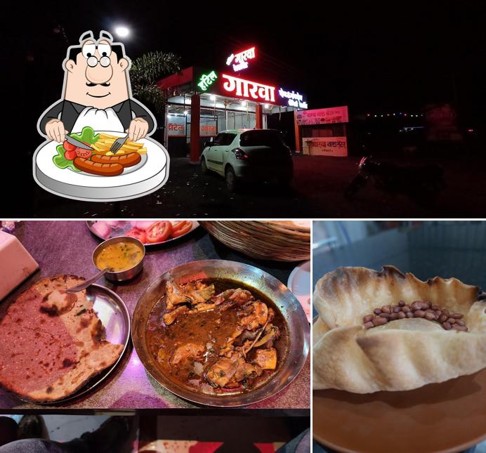 The restaurant's food and exterior
