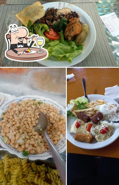 Comida em Prato Sete Refeições Caseiras