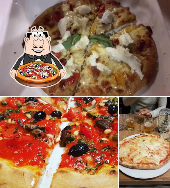 A Ristorante L'Eco Del Mare, puoi goderti una bella pizza