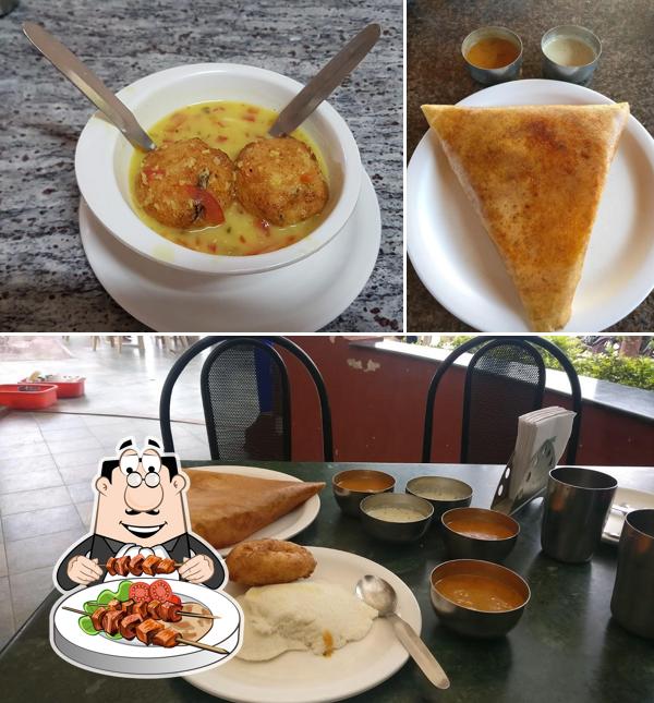 Meals at Hotel Mayura, Bellur cross