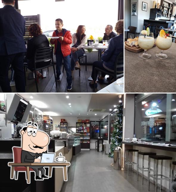Gli interni di bar caffeino