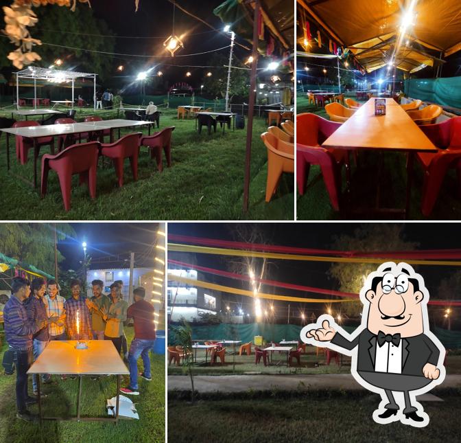 Check out how DHABA-NH44 looks inside