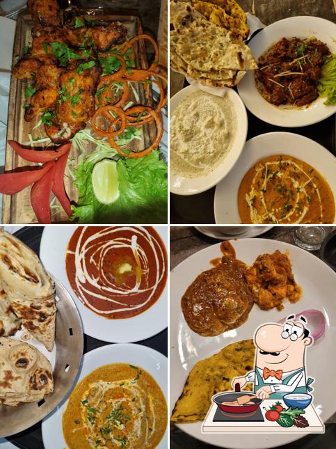 Chicken curry at ROYAL PAKWAN