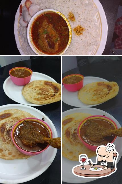 Food at Sardar Food Plaza